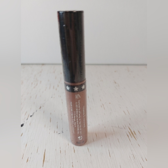 YBF Shimmer and Shine Lip Gloss Nicely Nude Color Pretty Moisturized Lips - Picture 3 of 6